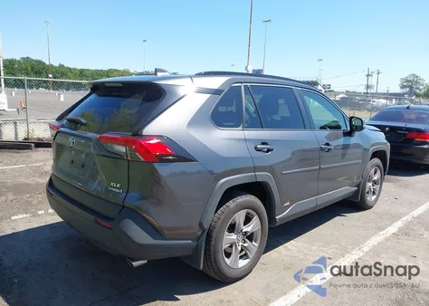 2023 Toyota Rav4 Xle из США, поврежденный, VIN JTMRWRFV3PJ057648